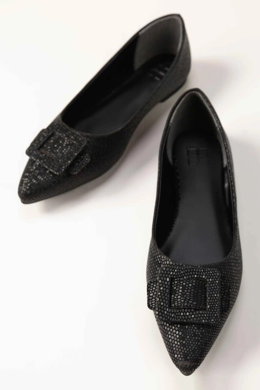 lush Black Pumps